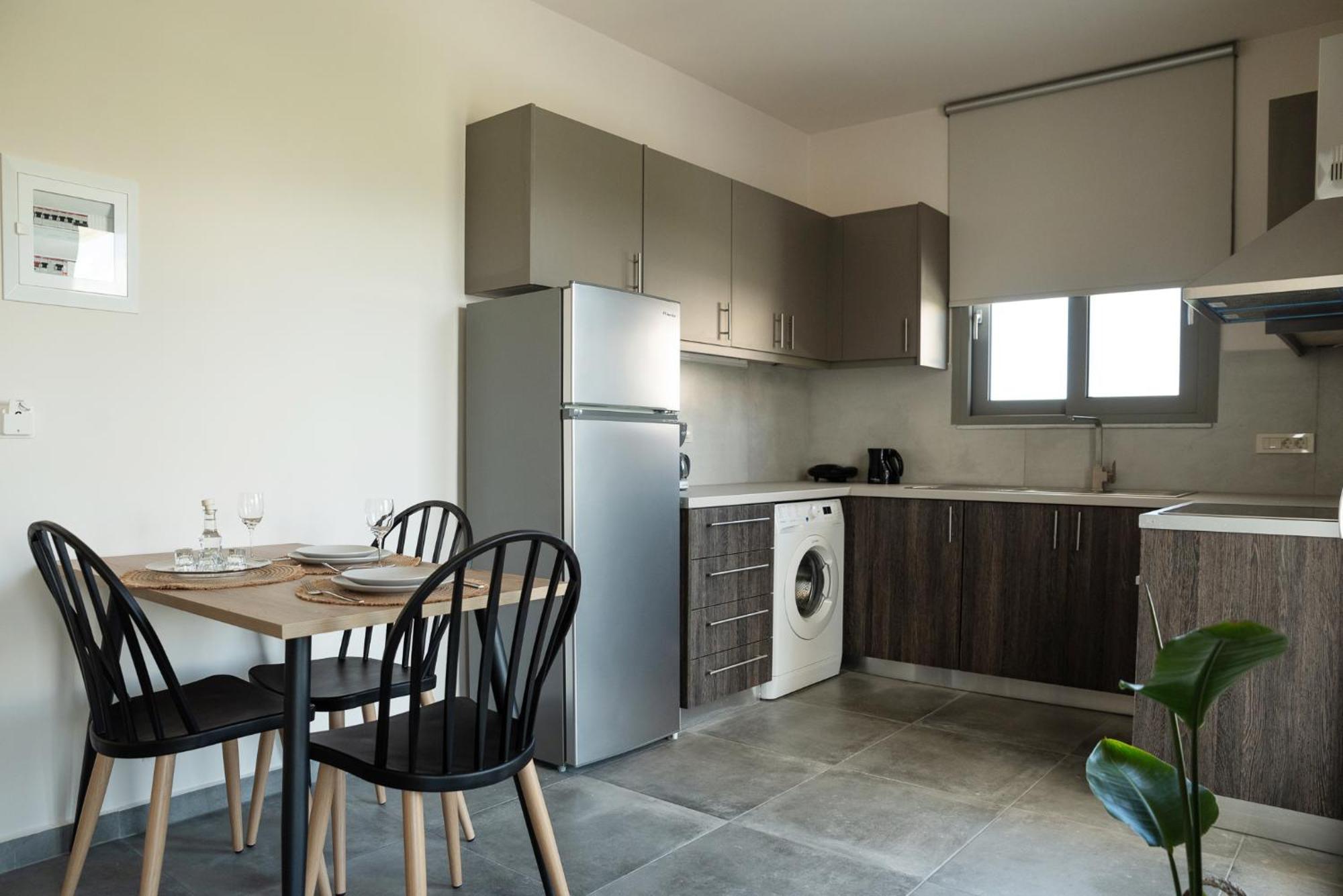 Oliva Verde Residences Galatas  Ngoại thất bức ảnh