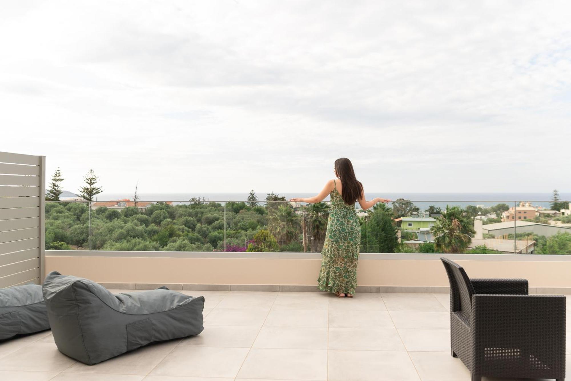 Oliva Verde Residences Galatas  Ngoại thất bức ảnh
