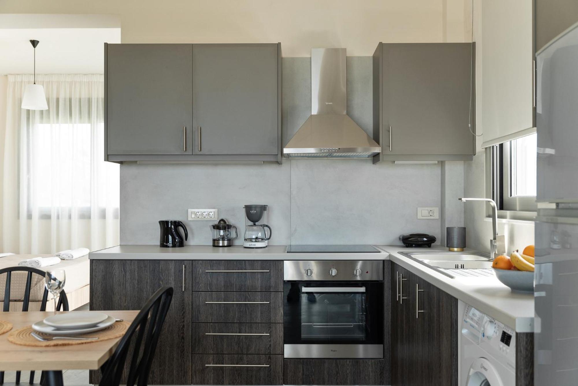 Oliva Verde Residences Galatas  Ngoại thất bức ảnh
